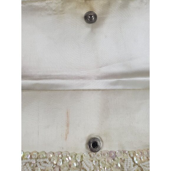 Vtg Handmade Emson Sequin and Beaded Ivory Clutch Made in Hong Kong 9x5 - Picture 13 of 16